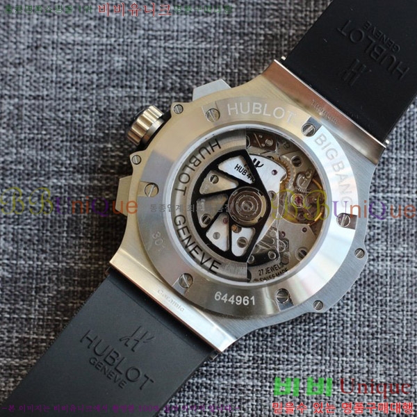 ST ������ hublot ��� 301 PB 131 RX 77HT17701-4