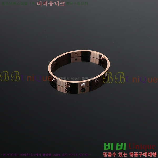 ��쿡 ���� �극�̽��� ���� ť�� ������ ������ Ca6880-1