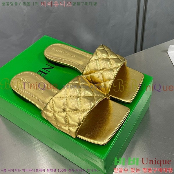 ���װ�����Ÿ �е�� �÷� ���� BV958122-4