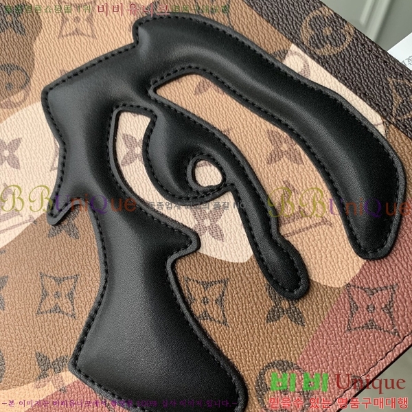 #���̺��� ���� ����Ʈ ������ Ŭ��ġ �� M82589-102