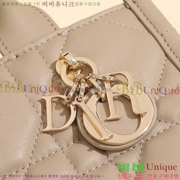 #��� �� ��Ʈ�� �̴� M33500-3