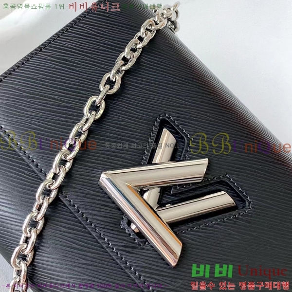 #���̺��� Ʈ����Ʈ MM M21110-100