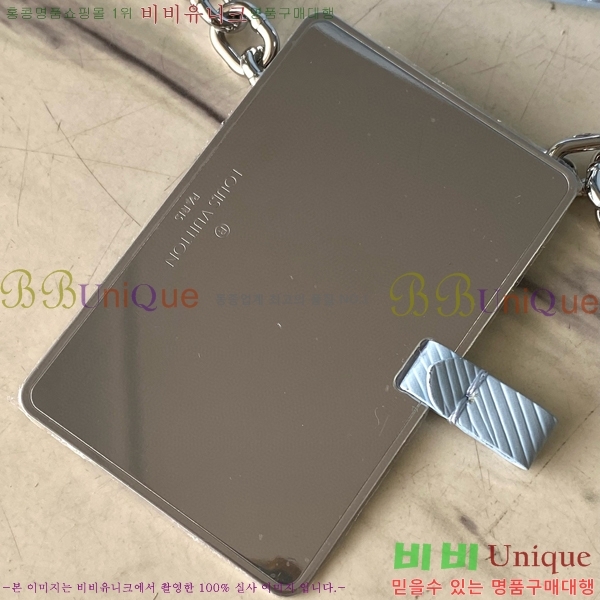 #���̺��� Ʈ����Ʈ ����Ʈ ����Ʈ ���� M83077-102