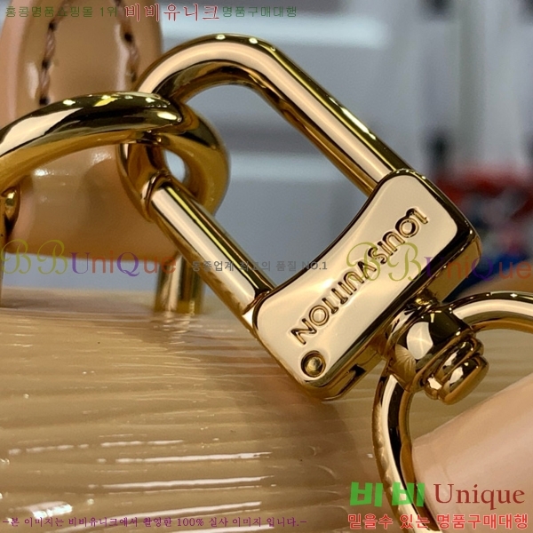 #���̺��� Ŭ��� �̴� M58928-753