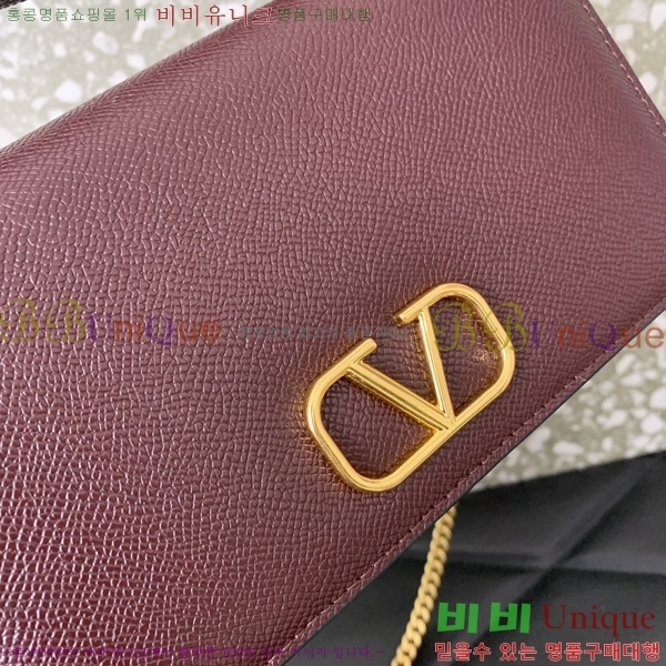 #�߷�Ƽ�� ����ٴ� V�ΰ� ü�ι� 40VA0682518-6