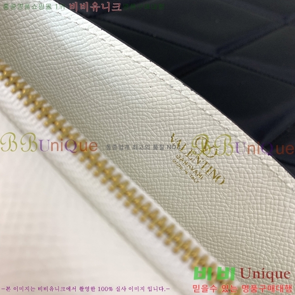 #�߷�Ƽ�� ����ٴ� V�ΰ� ü�ι� 40VA0682518-5