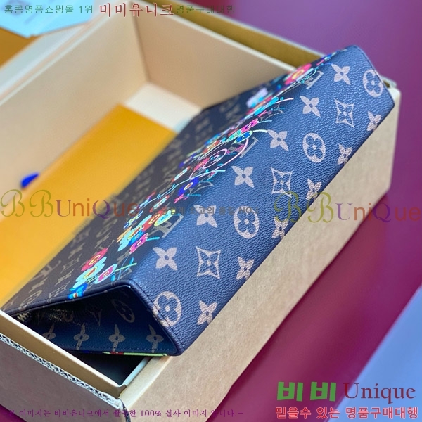 #���̺��� x ����ī�� ��ī�� ����� Ŭ��ġ�� M14180-102