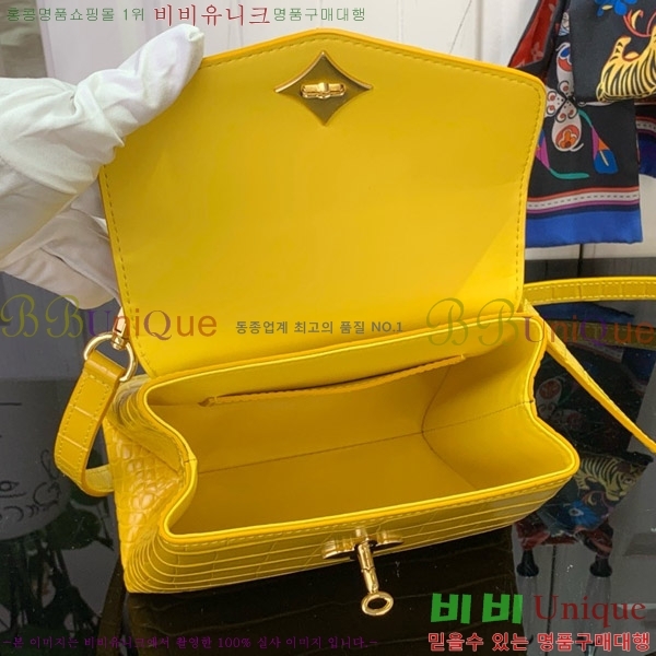 #���̺��� ����� �̴� N84713-102