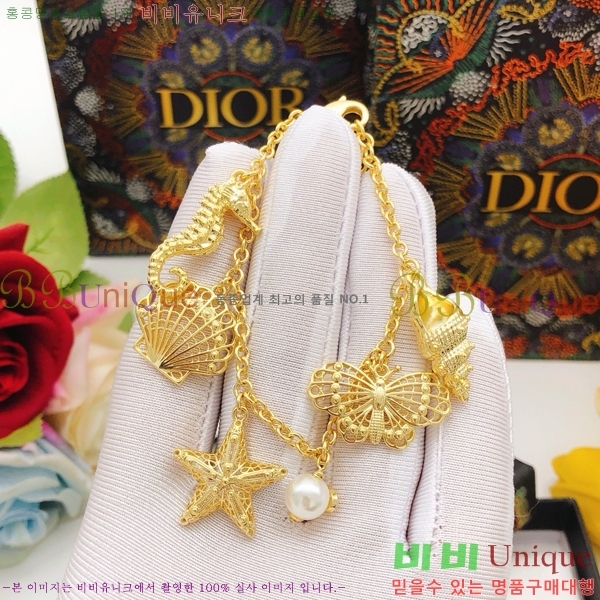 ��� ���� D4O09233-7