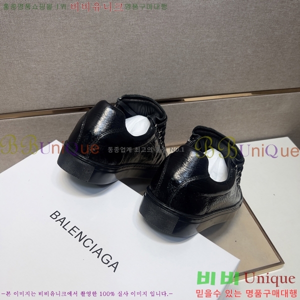 ���� �߷��þư� ����Ŀ�� B9745601-3