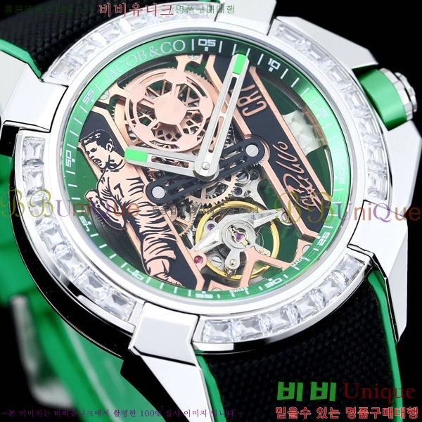 ȣ���� �ݶ󺸷��̼� ������ �� ���۴� Epic X CR7-6