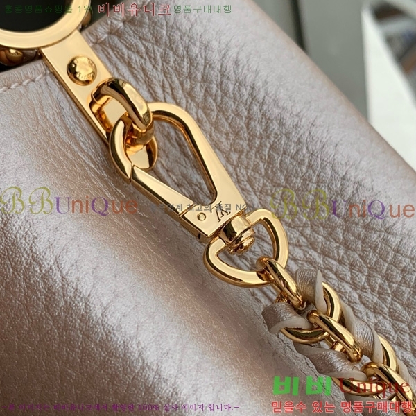 #���̺��� īǶ�� �̴� M22436-101