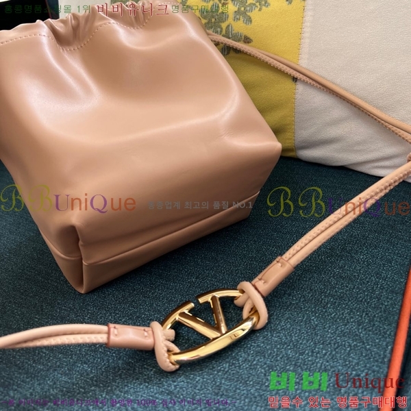 #�߷�Ƽ�� ����ٴ� ���̷ΰ� �̴� Ǫ�� ��Ŷ�� 20877-5