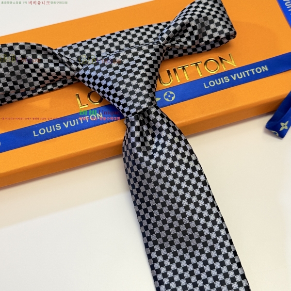 #���̺��� Ŭ���� ��Ÿ�� 9L255913-3