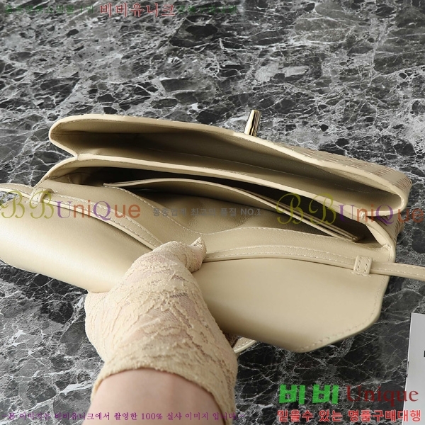 ���װ�����Ÿ ��� ������ �÷� Ŭ���� �ڵ�� 817191-602