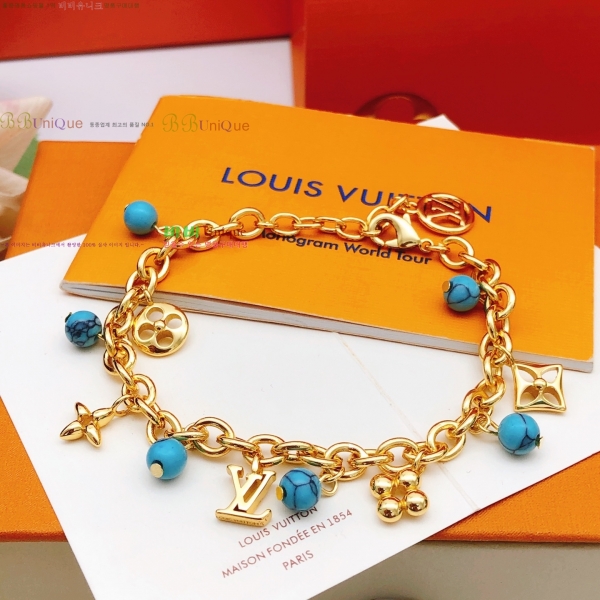 ���� ���̺��� Ŭ���� ���� 8L256185-1