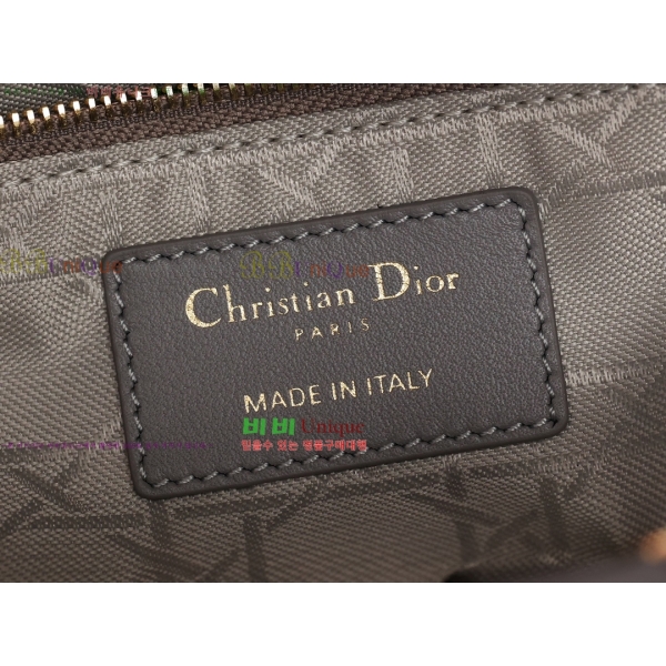 #��� ���� ABC ���̵�� ���� M05077-5