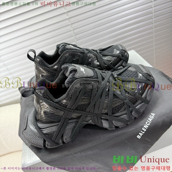 �߷��þư� 3XL Ʈ���̳� ����Ŀ�� BLA356602-3