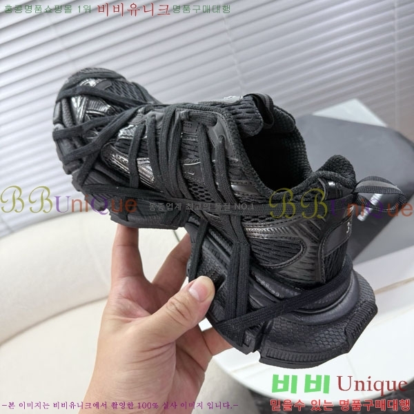 �߷��þư� 3XL Ʈ���̳� ����Ŀ�� BLA356602-3