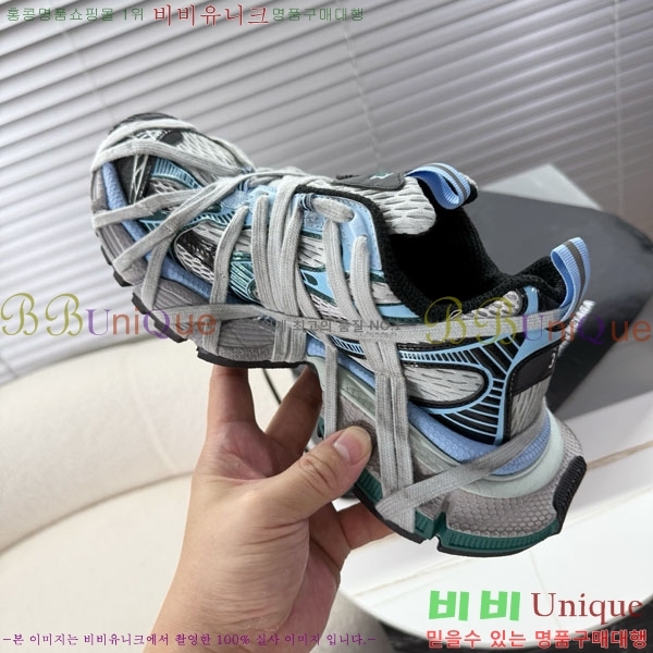 �߷��þư� 3XL Ʈ���̳� ����Ŀ�� BLA356602-9