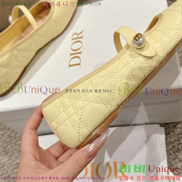 ��� �޸����� �÷����� 28DL2592612-2