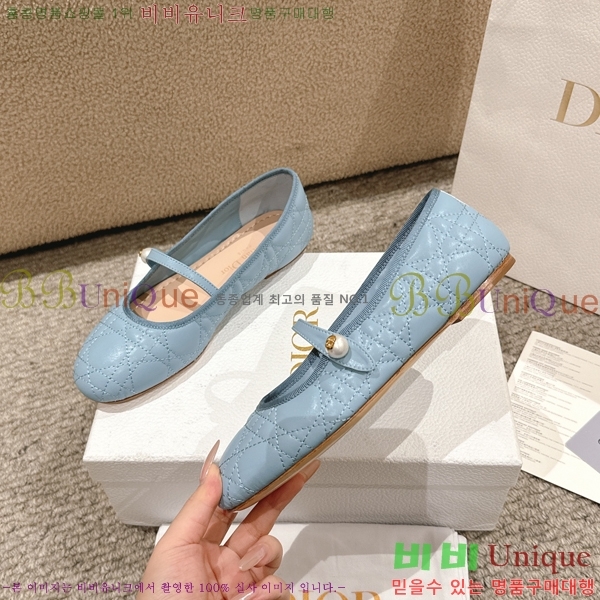 ��� �޸����� �÷����� 28DL2592612-4