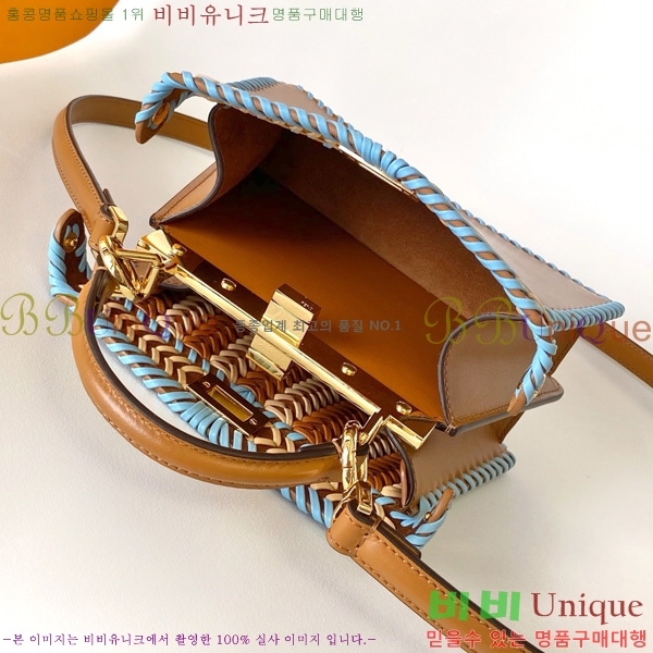 #��� ��ī�� ���̾��� �����ڴ� �ڵ�� �̴� F32702-1