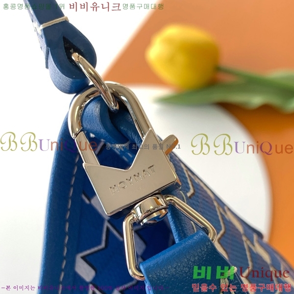 #���̳� ȣ���� M8120-102