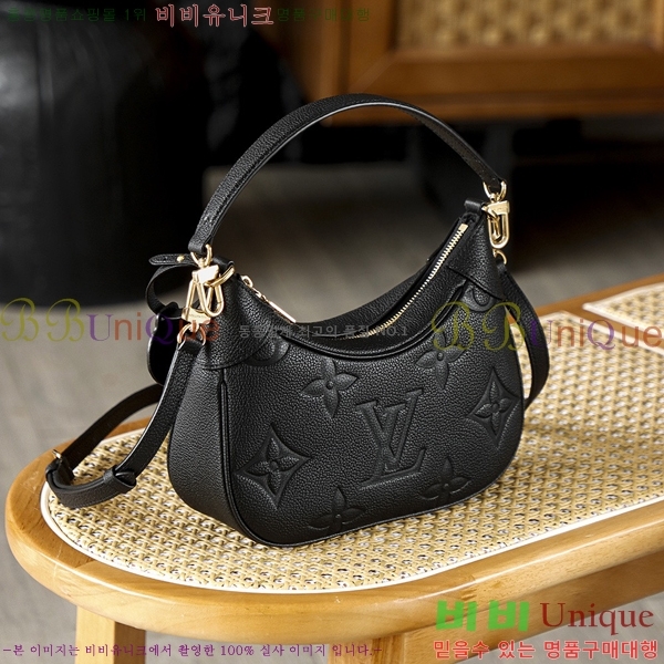 #���̺��� �ٰ��� ȣ���� M46002-2001