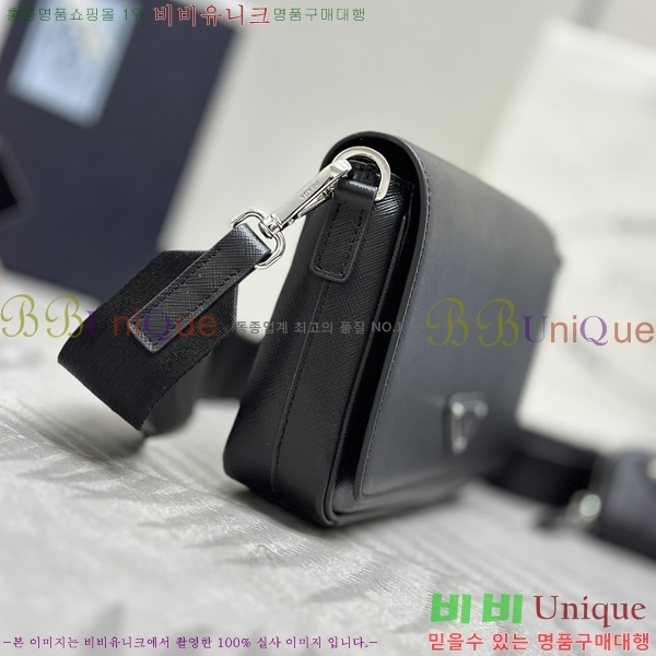 #����� ���� ���ǾƳ� ���� ũ�ν��ٵ�� 2VD059-1001