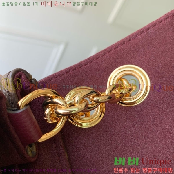 #���̺��� �������� BB ũ�ν��� M27067-101