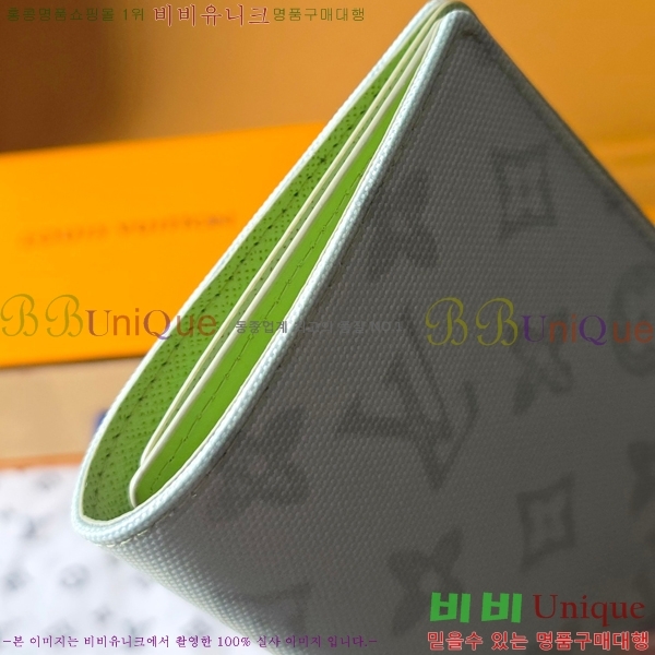 #���̺��� �н���Ʈ Ŀ�� M27616-101