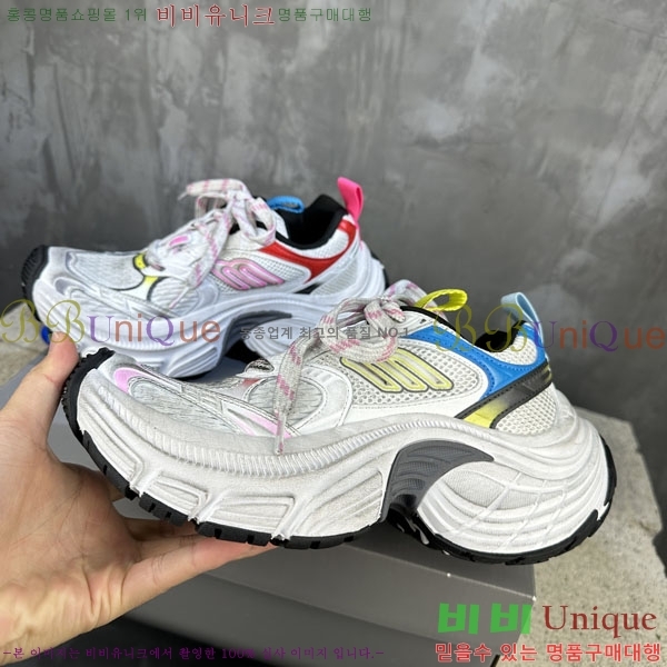 �߷��þư� 6XL Ʈ���̳� ����Ŀ�� BLA3568901-3