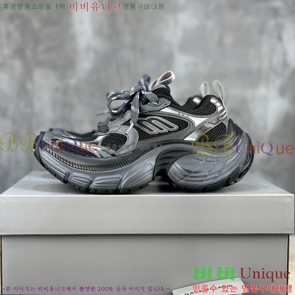 �߷��þư� 6XL Ʈ���̳� ����Ŀ�� BLA3568901-4