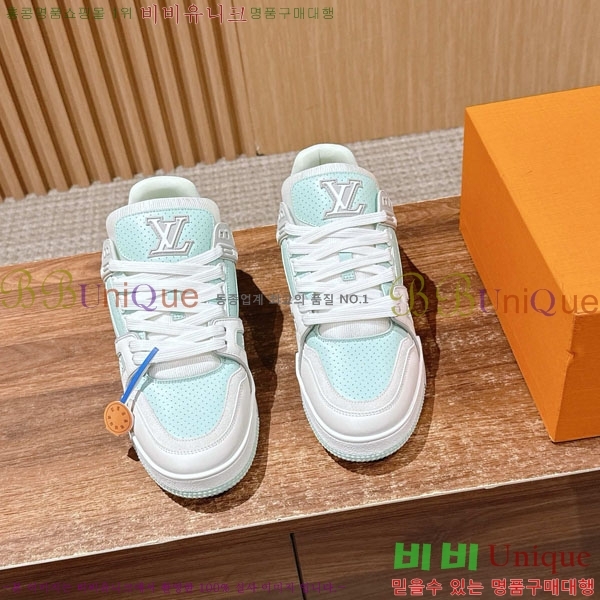 �������� LV Ʈ���̳� ����Ŀ�� LV5116602-10