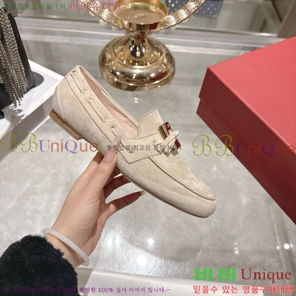 ������� ���� 32RV725802-2