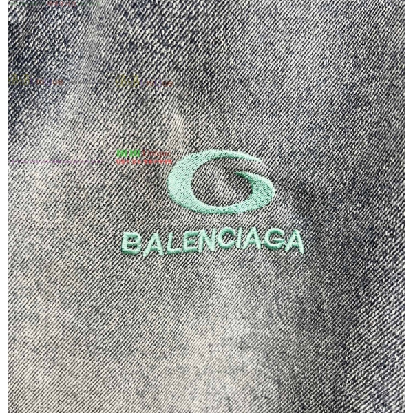 ���� �߷��þư� û���� BA362569-7