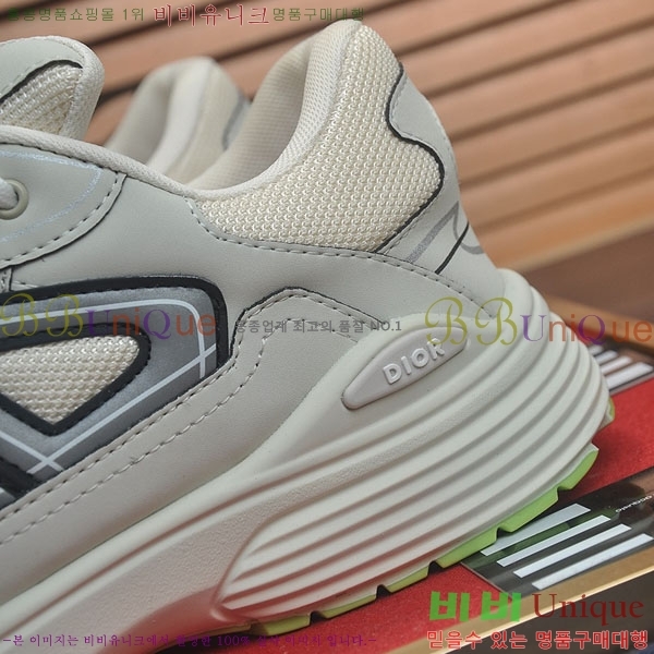 ���� ��� ����Ŀ�� DR889804-4