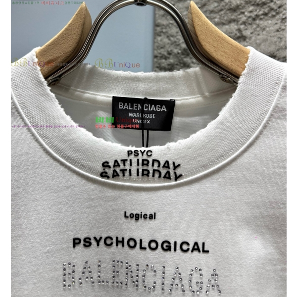 ���� �߷��þư� ���� Ƽ���� BA234728-1