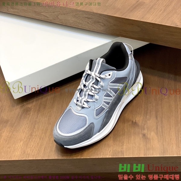 ���� ��**�� ����Ŀ�� MO592266-3