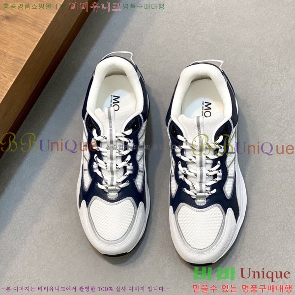 ���� ��**�� ����Ŀ�� MO592266-7