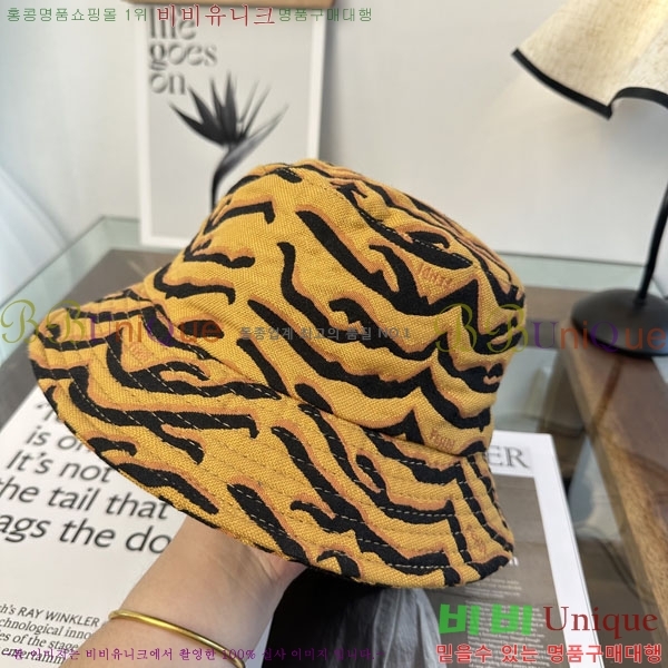 ��* ���� F1534671