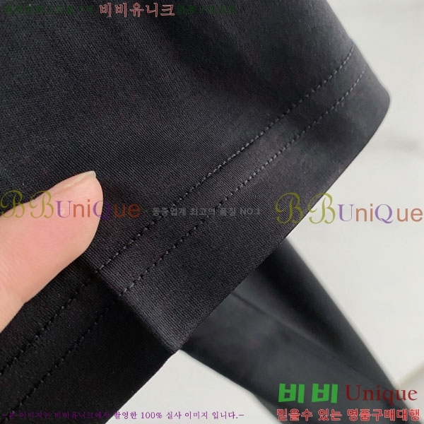 ���� ���ڷ� ��ġ�ڸ� ���� Ƽ���� BC725498-1