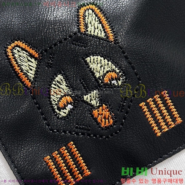 ���� �ο��� ���� Ƽ���� LE214709-1